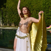 Annabel Redd Busty Babes Rule The World