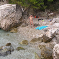 Aghjiknery drsum bikiniov ev arants dra