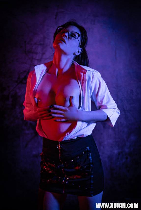 Tikin bzhishky ardzakurd e vertsnum - Photo #404144