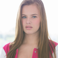 Minnesota Teen Jillian Janson Tries First Interracial Threesome