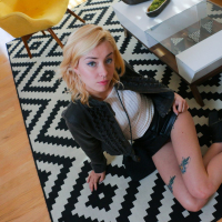 Young blonde hottie Haley Reed craves for deep pussy pounding