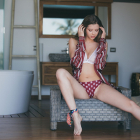 Sensational Kay Jay showing her beautiful Figure