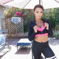 Fitness blogger Harley Dean goes viral with sex stream
