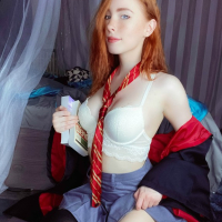 MollyRedWolf Cosplay