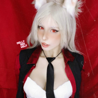 MollyRedWolf Cosplay