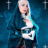 MollyRedWolf Cosplay