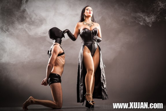 Goddess Ezada Sinn Female Supremacist - Photo #429222