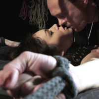 Arwen Gold gets her Pussy vibrated while tied up