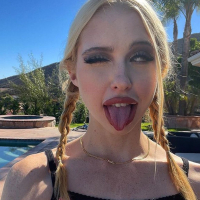 Chloe Cherry nude