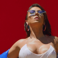Hot brunette starlet Rachel Starr gets plugged with a king size shaft