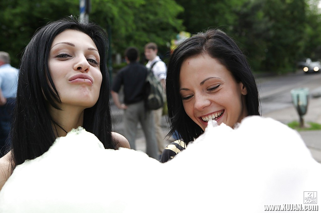 Pornstar with a beautiful face Aletta Ocean has a walk with a friend - Photo #473474