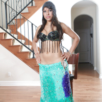 Winning Latina fatty Laurie Vargas has a right mood for sexy cosplay
