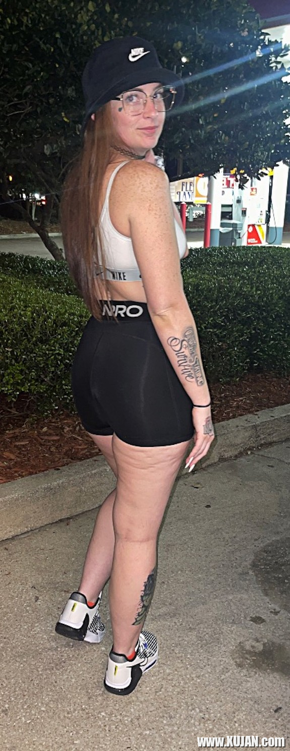 BEFORE THE PUSSY POUNDING - Photo #483991