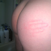 Ejriosonn aynqan uzhgin harvatsum e Hubbyrsquos Ass in or toghnum e Handprints
