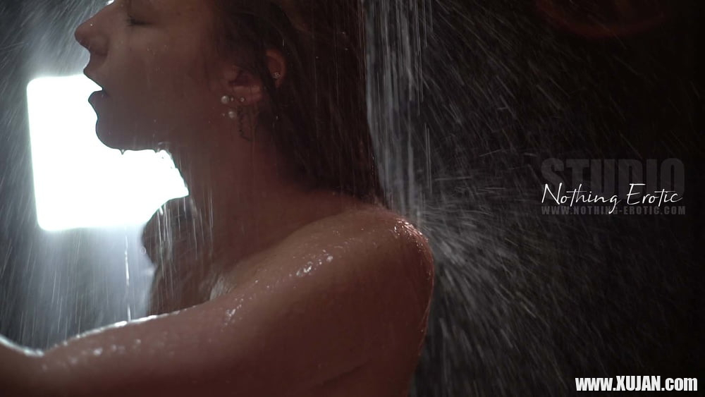 Angel Emily amp Wonderlust Harmony sous la douche - Photo #504008