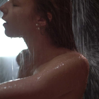 Angel Emily amp Wonderlust Harmony sous la douche