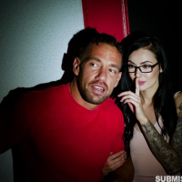 Slutty slim chick Marley Brinx isnt afraid of big throbbing schlong
