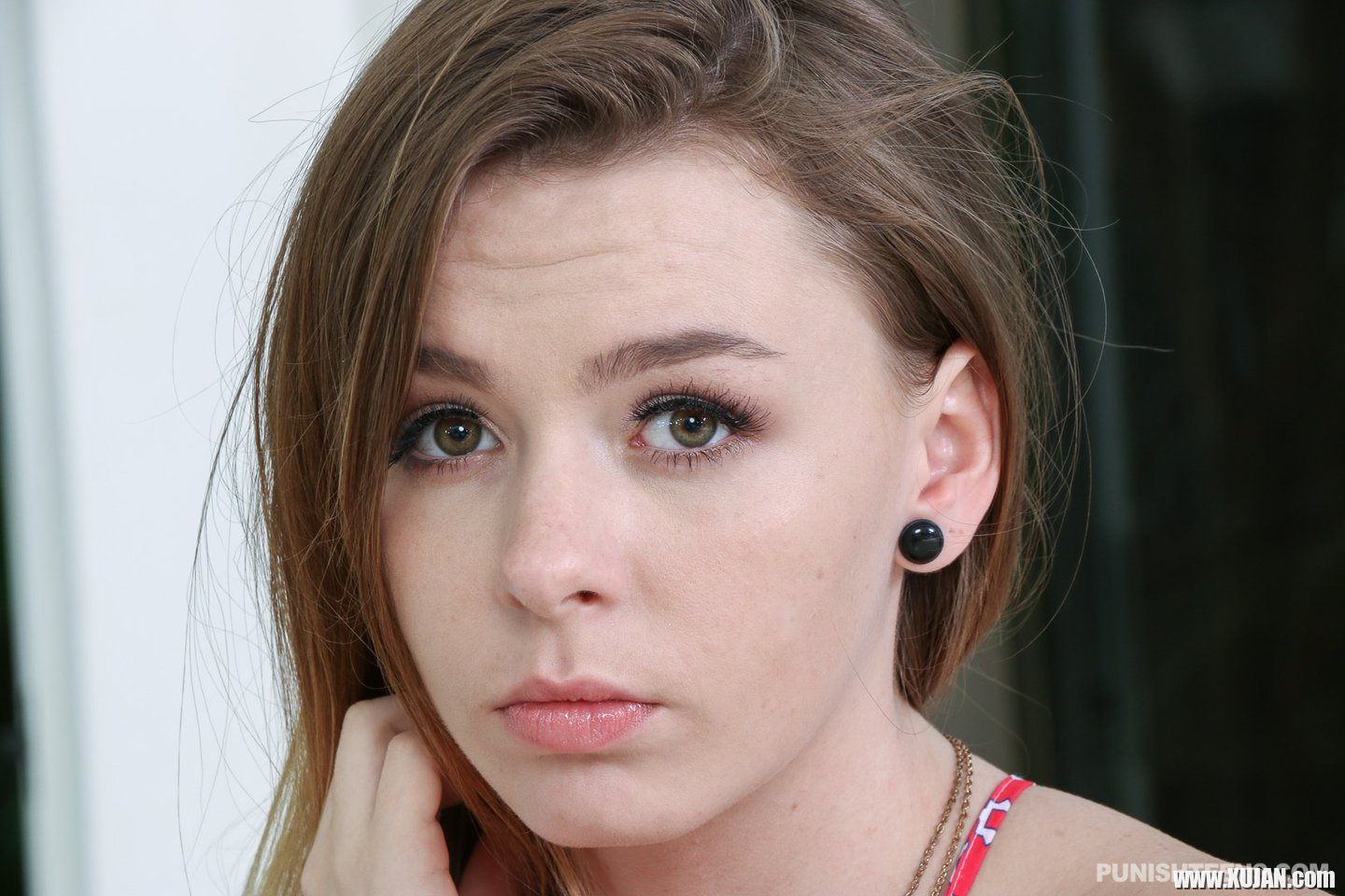 Lovely sensual brunette babe Alex Blake gets exposed by nasty guy - Photo #513366