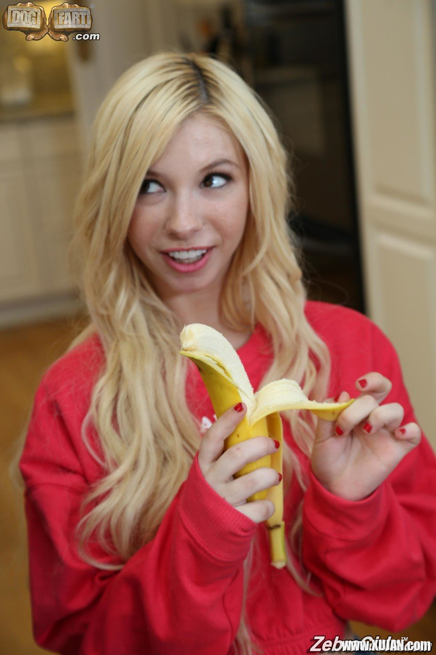 Kinky Kenzie Reeves gets exposed by curvy Jayden Starr and Victoria Cakes - Photo #514871