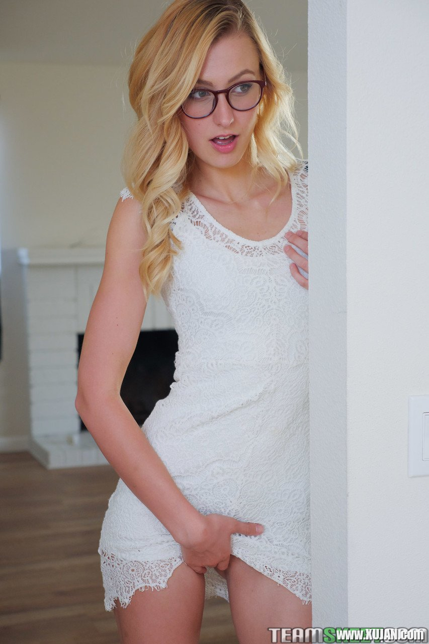 Jewels Vega got a special lesson from Alexa Grace - Photo #517787