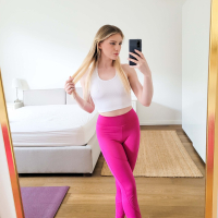Super hot blonde babe Melody Marks shows off her perfect naked body