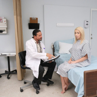 Slutty blonde teen babe Madison Summers gets analyzed by her doctor