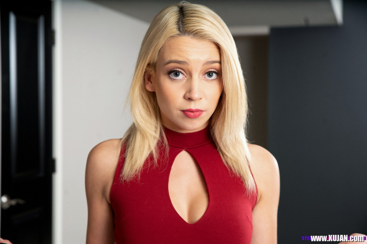 Cute chick Madison Summers spreads her legs to get her cunt smashed - Photo #523950