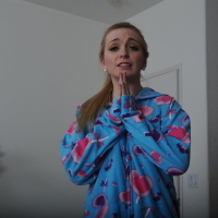 Adorable Casey Ballerini rides a thick meat Pole