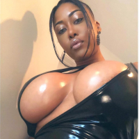 moriah Mills ebony