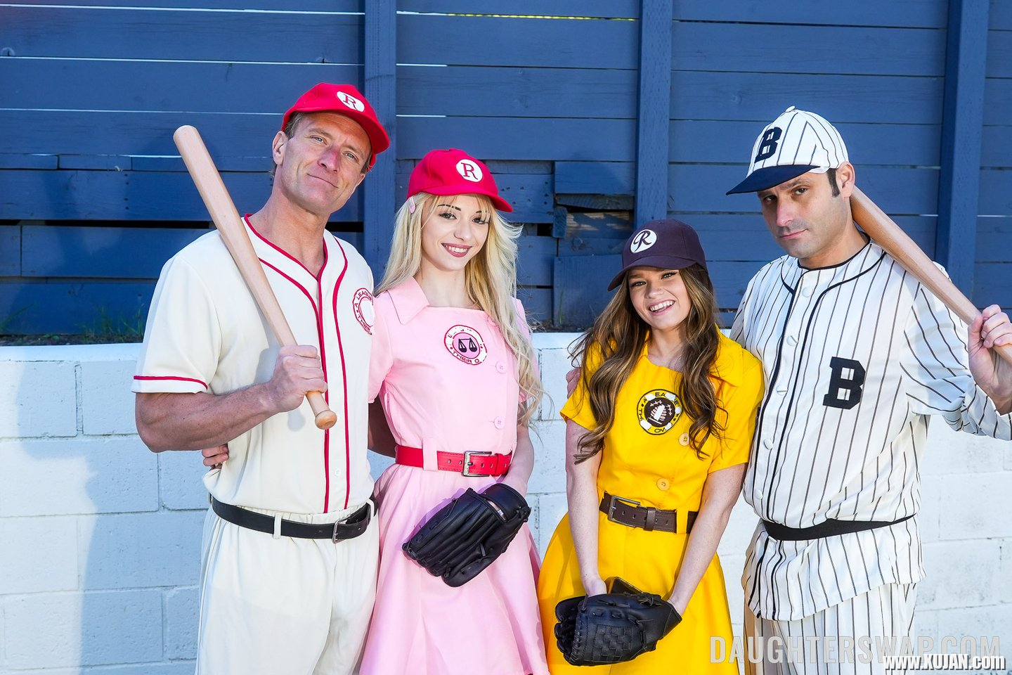 Baseball fans Cecelia Taylor and Mazy Myers fucking like true pros - Photo #534752