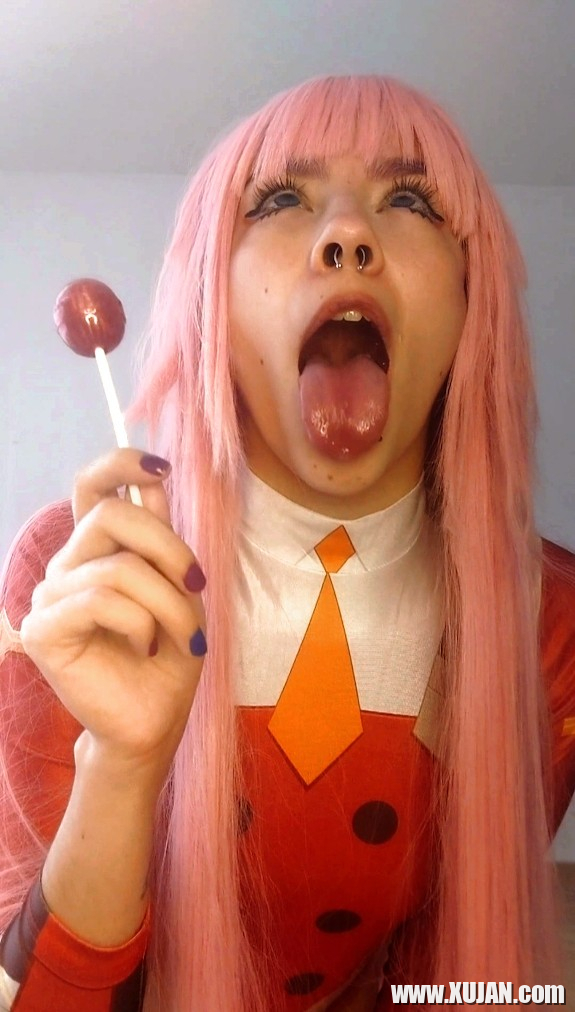 Zero Two Cosplay - Photo #540077