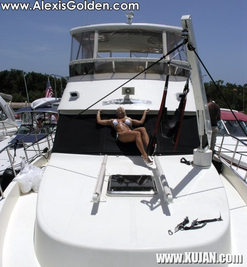 Busty Alexis Golden stripping on her Boat - Photo #545152