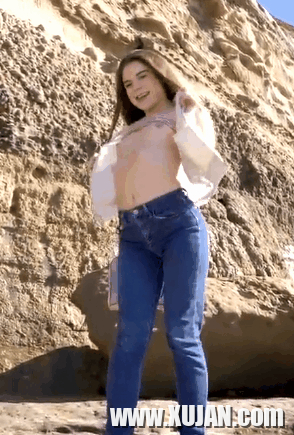 Megan Marx is TINY and NEW - Photo #548618