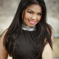 Kinky babe Cindy Starfall wants her asian pussy filled with BBC