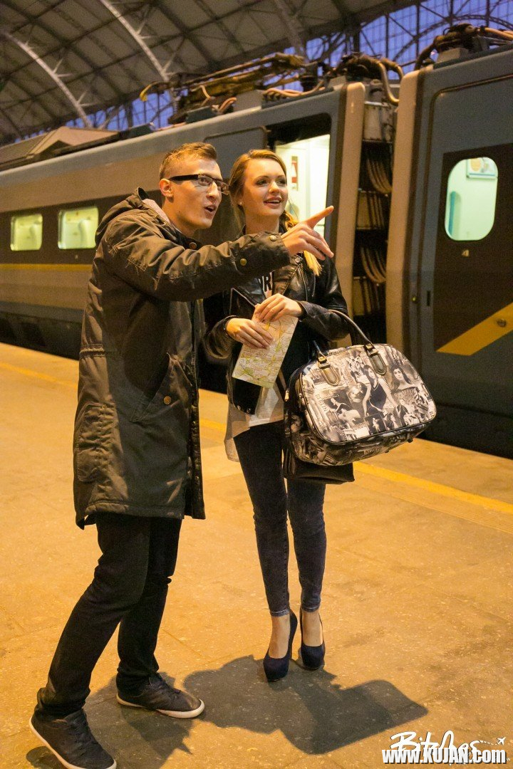 Emily Thorne picked up and plowed by her Man - Photo #563644