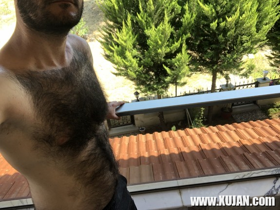 Very hairy man - Photo #565147