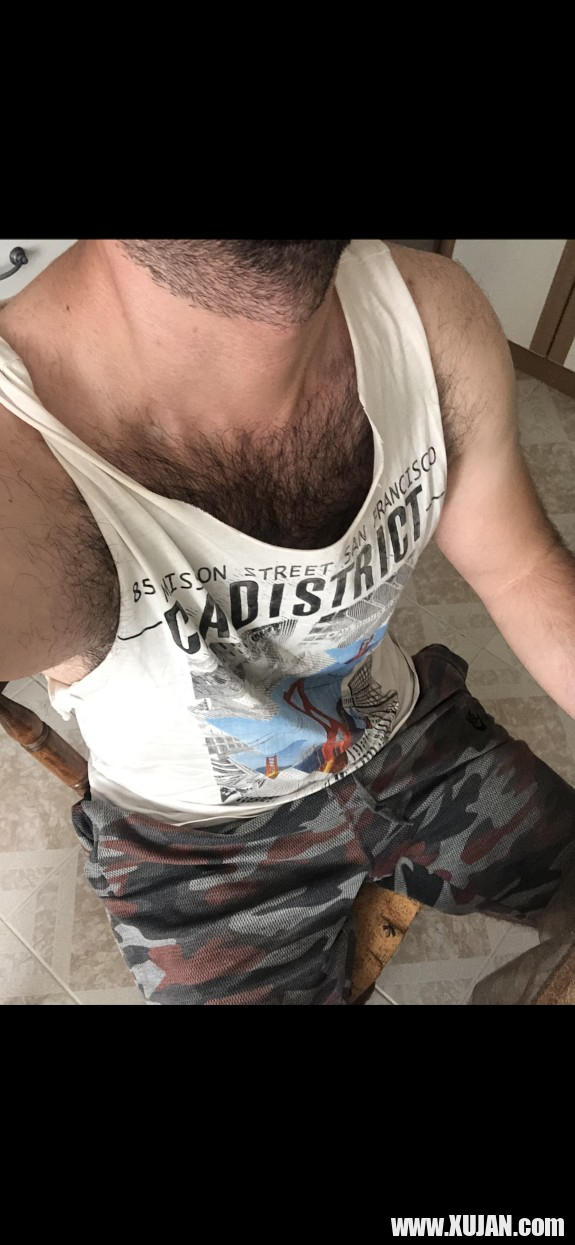 Very hairy man - Photo #565167