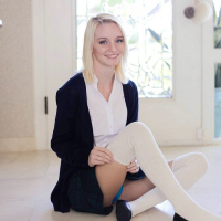 Teen blonde Babe Sammie Daniels takes a huge Dick