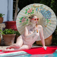 Seductive Chick Sunny Lane poses naked in the Sun