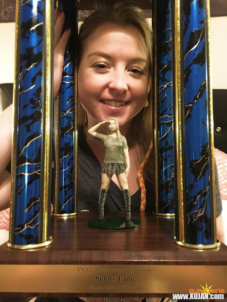 Naughty Girl Sunny Lane posing with her Trophy - Photo #569135