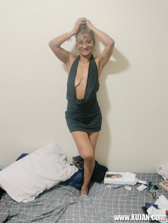 Lazy old Escort wants to feel young - Photo #572438