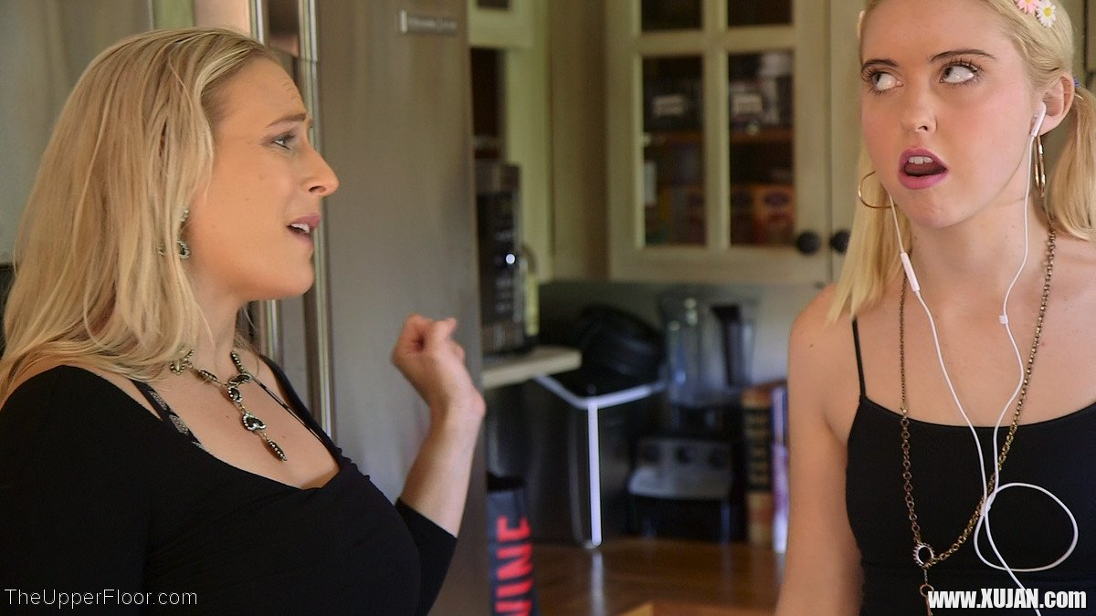 Hot Angel Allwood shares a Rod with another Blonde - Photo #579218