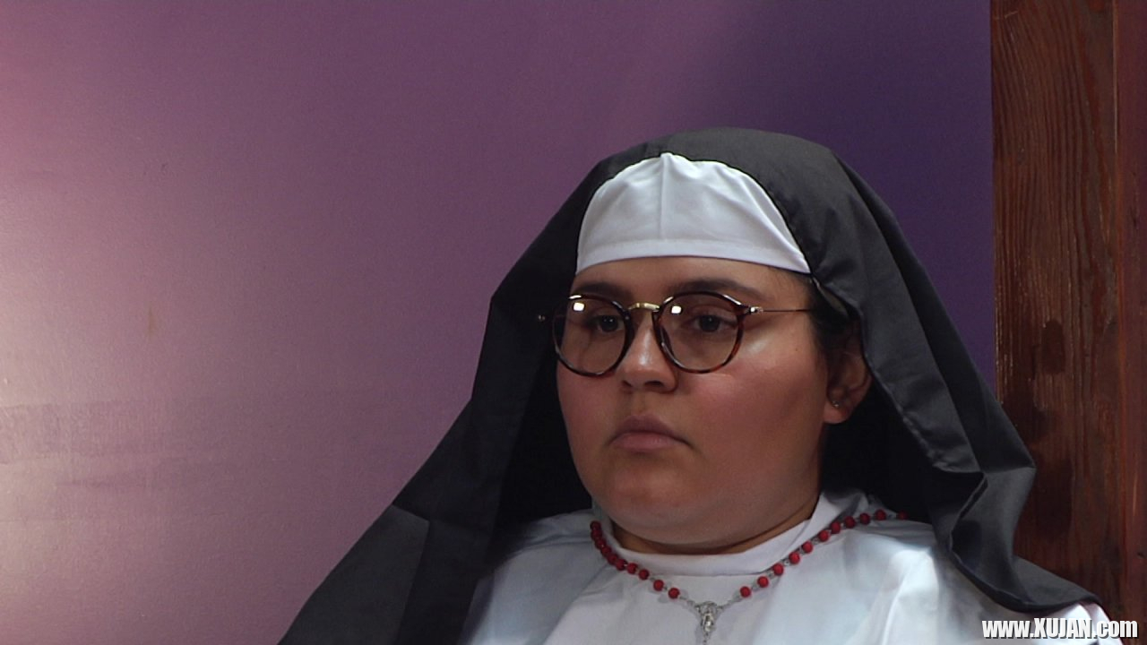 Curvy nun Karla Lane spanks a male parishoner - Photo #579635