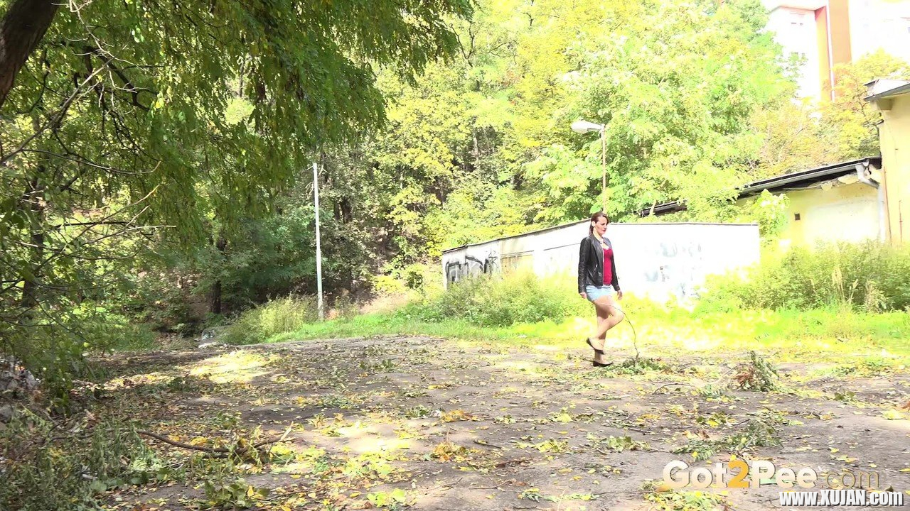 Nasty Amanda Hill misbehave in public place - Photo #585685