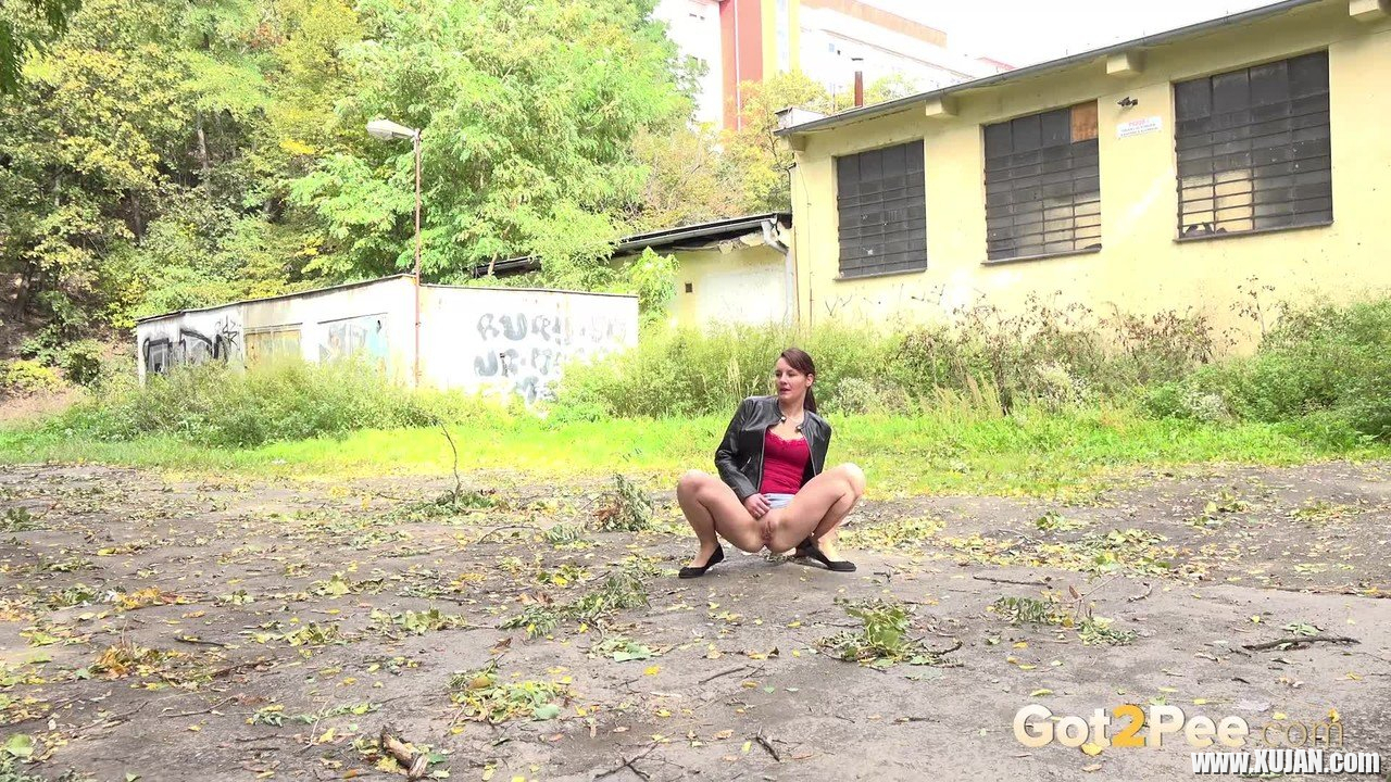 Nasty Amanda Hill misbehave in public place - Photo #585687