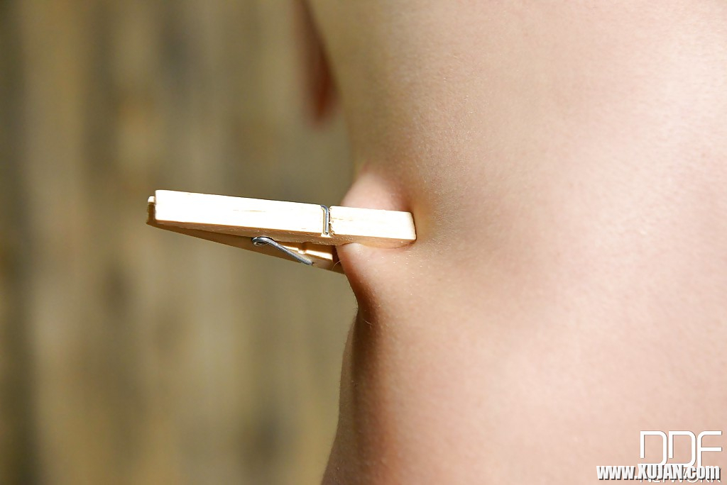 Skinny redhead BDSM model Susana Melo has clothespin attached to tits - Photo #591998