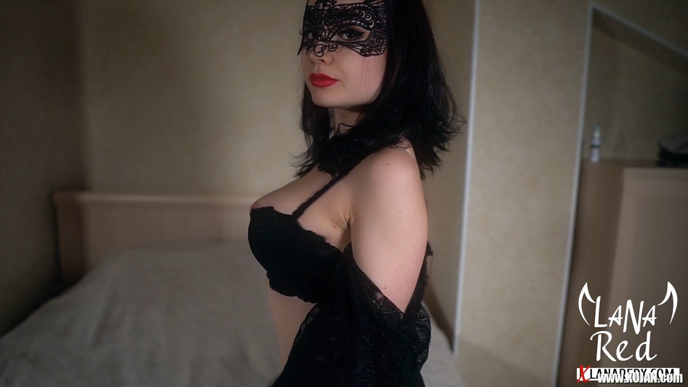 Hot teen Lana Red puts her amazing body on display - Photo #594293