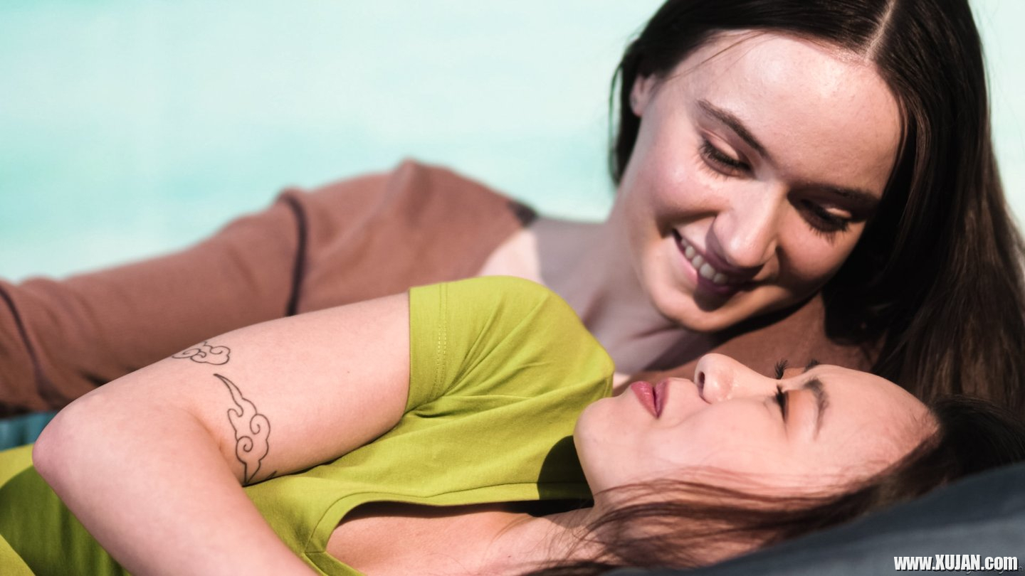 Lusty babes Hazel Moore and Kimmy Kimm making love together - Photo #597453