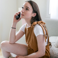 Young brunette beauty Hazel Moore shoves dick up her tigth butthole