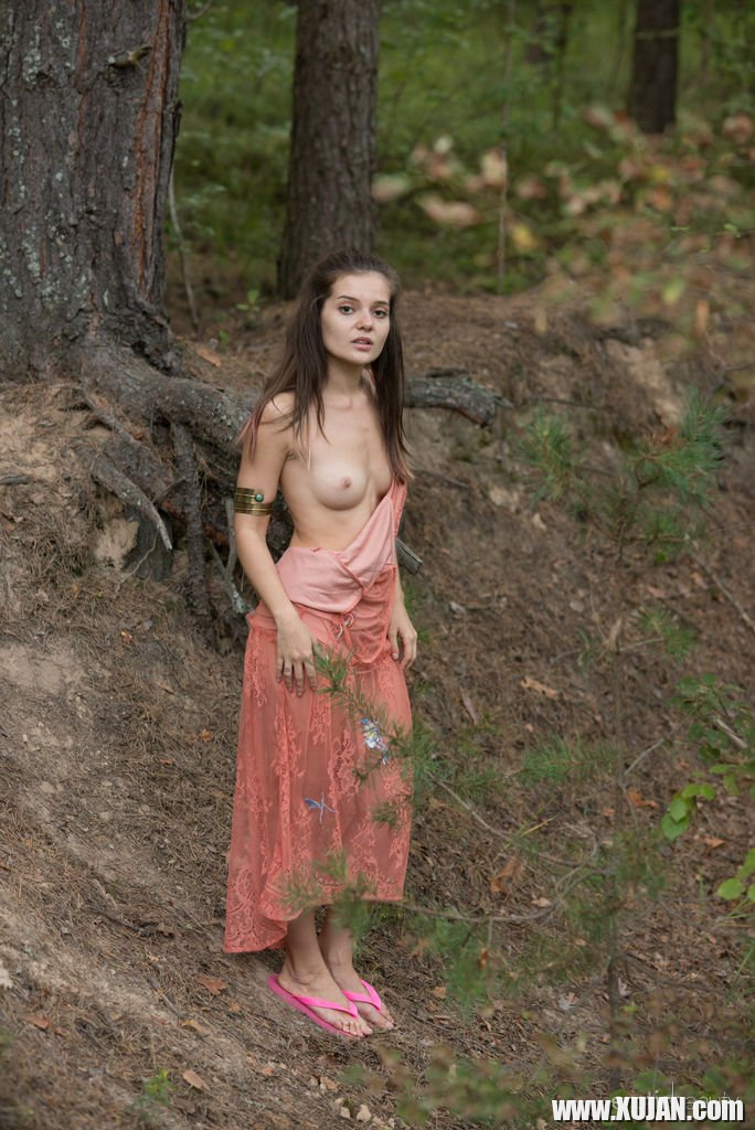 Sexy Lizi Vogue teases showing her perfect body - Photo #605959